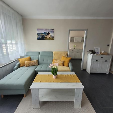 Krisztina Apartman Leilighet Salgótarján Eksteriør bilde