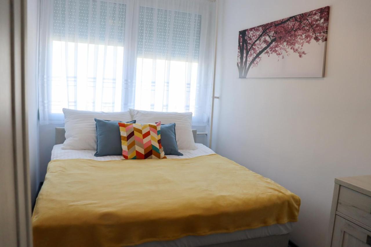 Krisztina Apartman Leilighet Salgótarján Eksteriør bilde