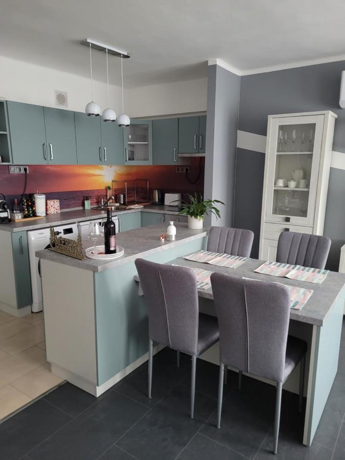 Krisztina Apartman Leilighet Salgótarján Eksteriør bilde
