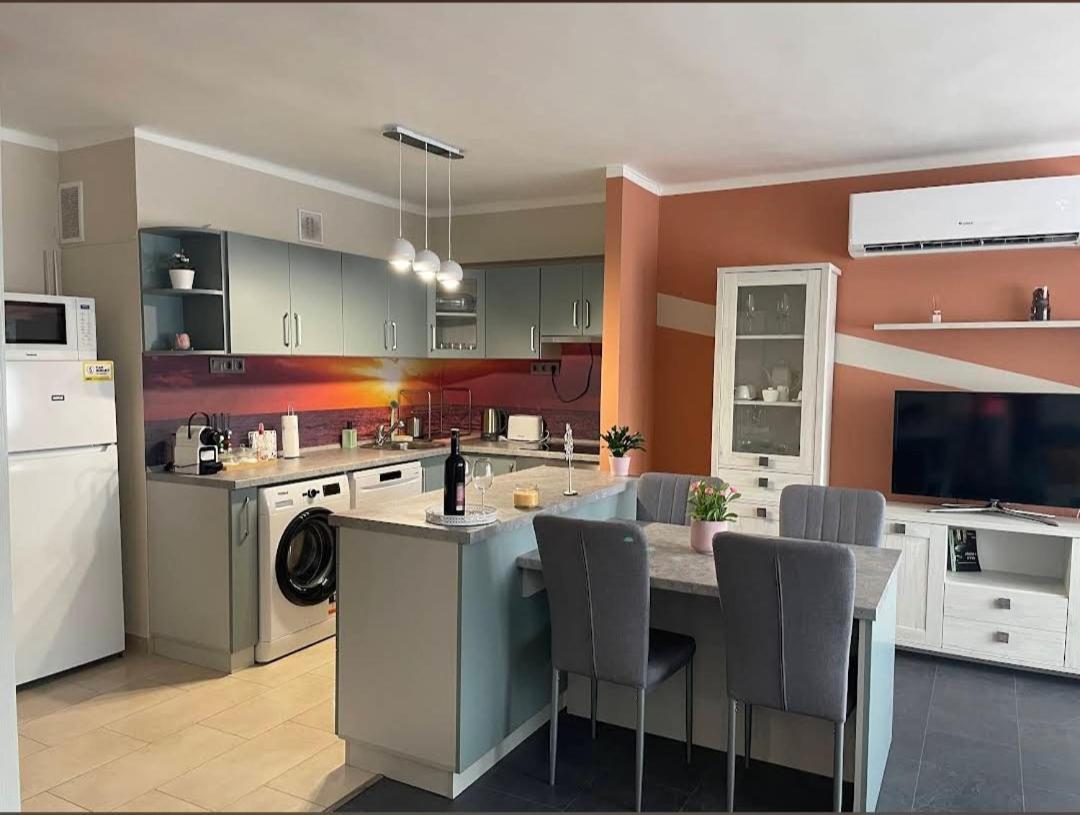 Krisztina Apartman Leilighet Salgótarján Eksteriør bilde