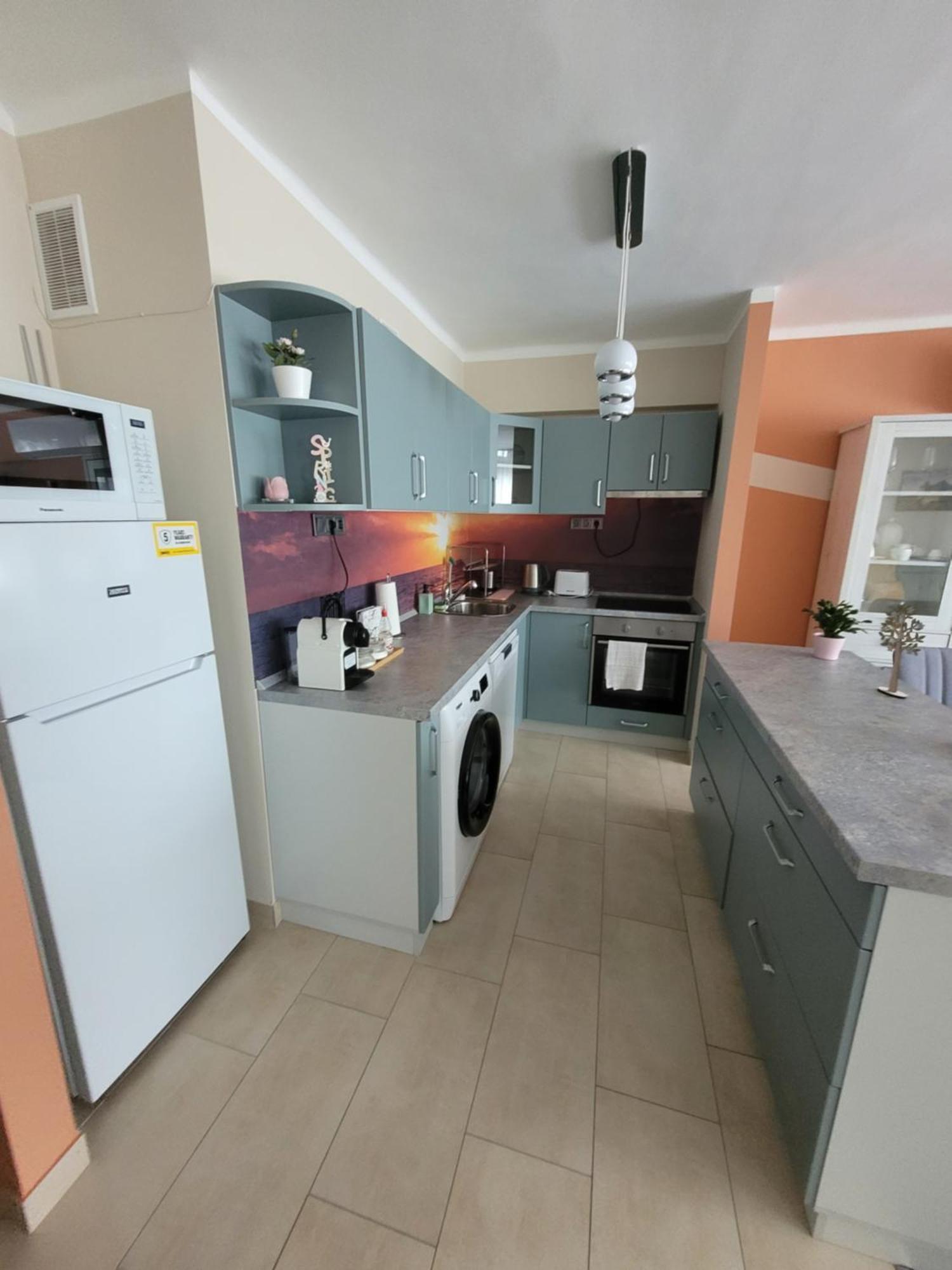 Krisztina Apartman Leilighet Salgótarján Eksteriør bilde